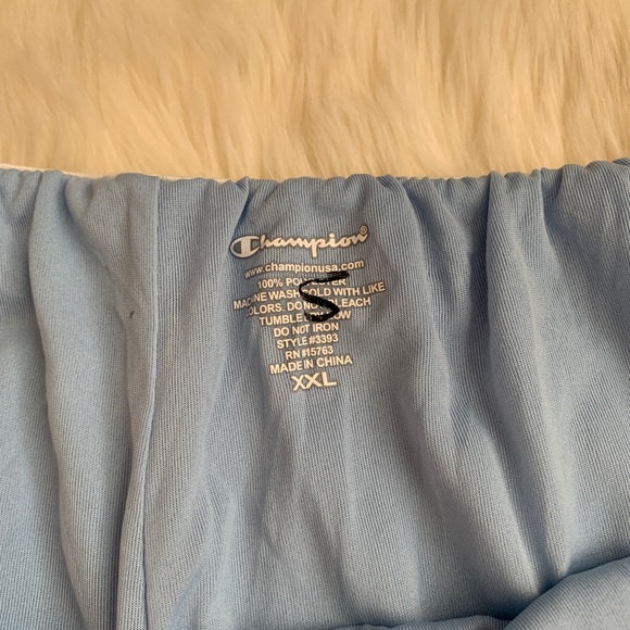 4/$25 NWT Champion Athletic Shorts 2XL - Picture 2 of 3